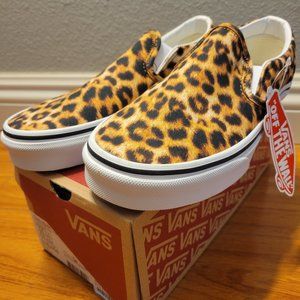 VANS Classic Slip-On Leopard Print Shoes